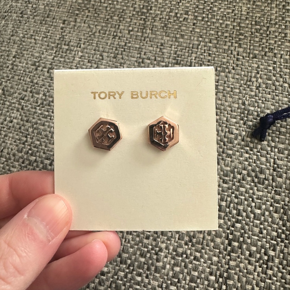 Tory Burch Rosegold Cuff Links earrings